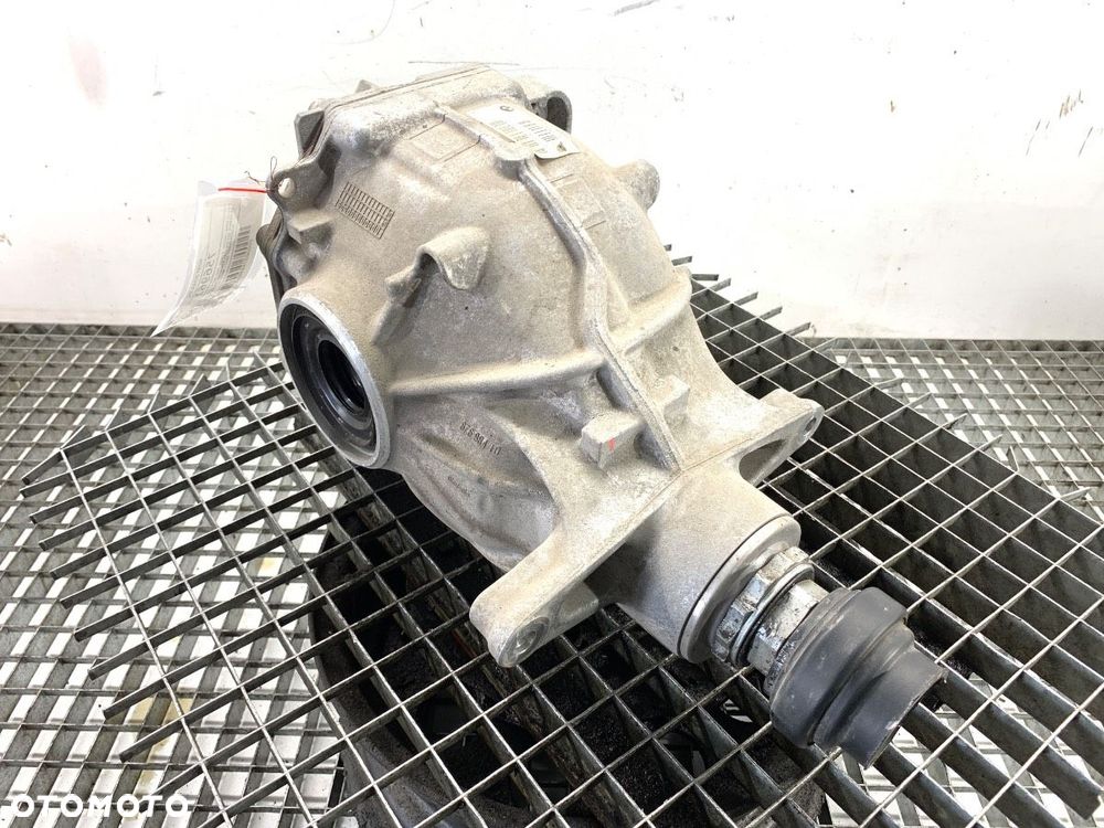 MOST DYFER TYŁ  BMW 5 (G30, F90) 2016 - 2022 530 e Plug-in-Hybrid 135 kW [184 KM] Hybryda silnik - 2