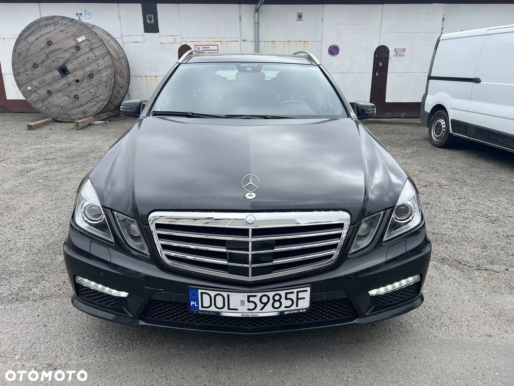 Mercedes-Benz Klasa E 63 AMG AMG AMG Speedshift MCT AMG Performance Package - 2