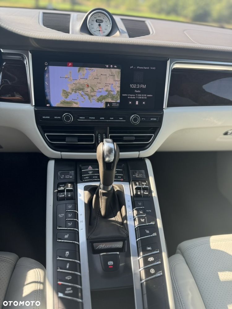 Porsche Macan Turbo PDK - 18