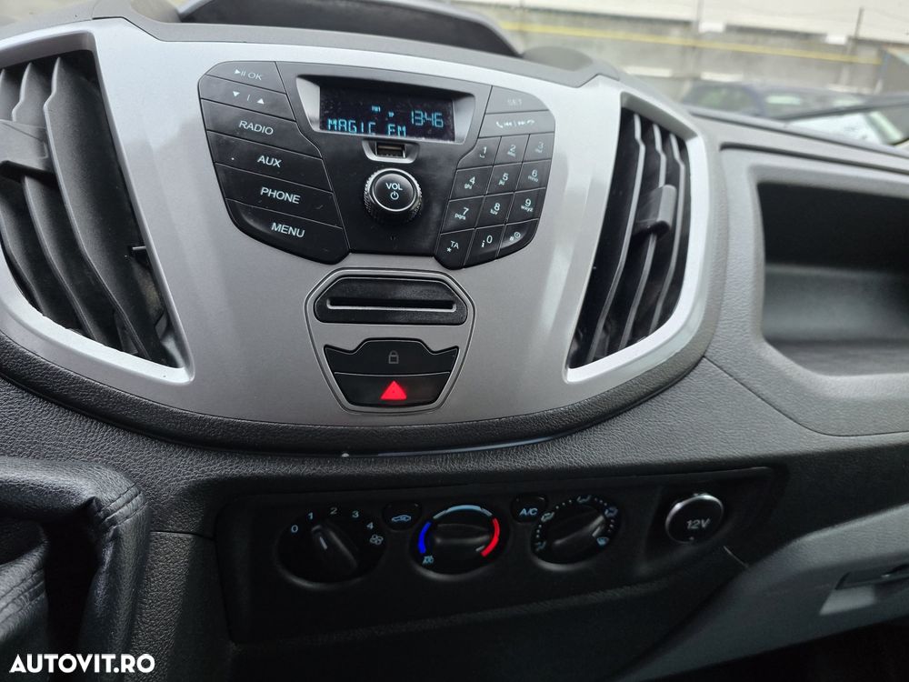 Ford Transit - 19