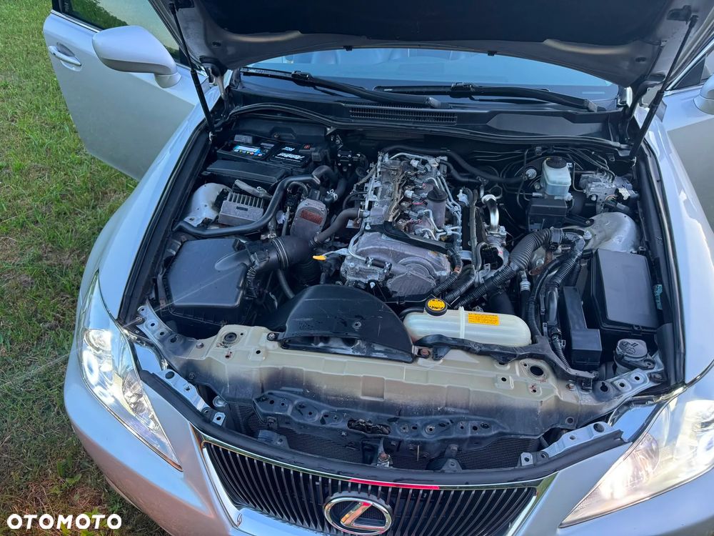 Lexus IS 220 D Prestige - 7