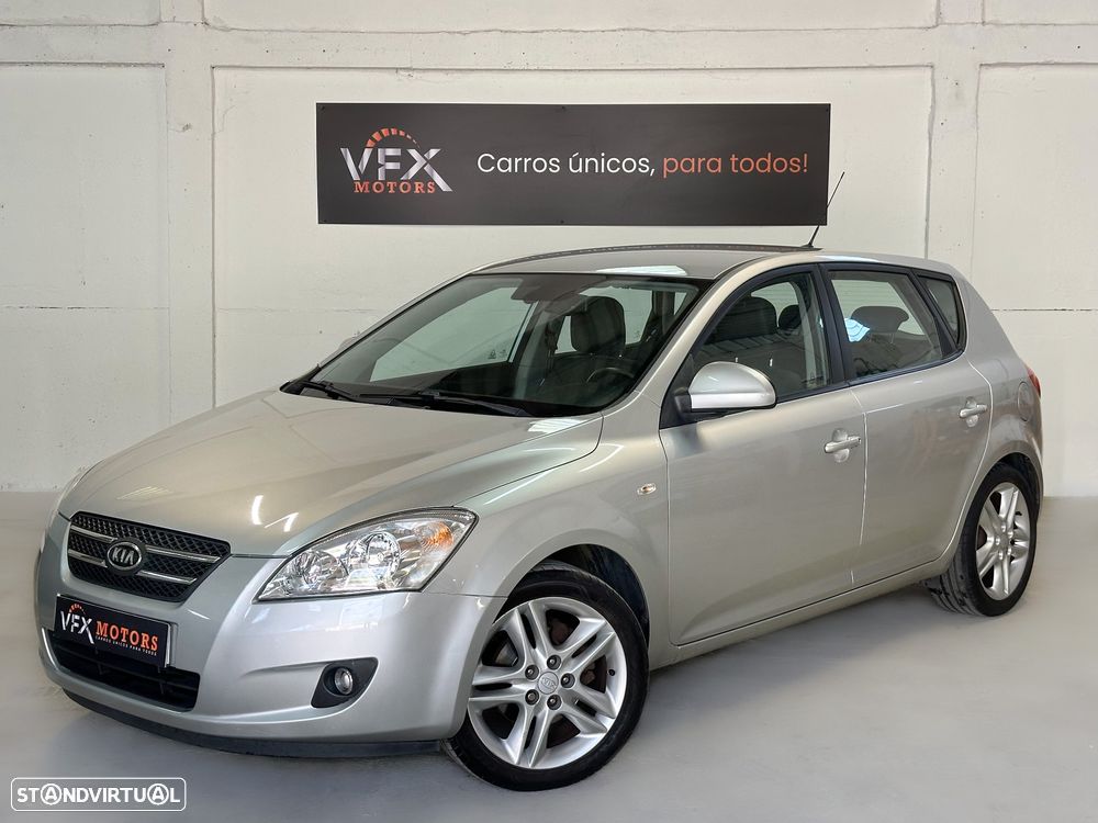 Kia Ceed 1.6 CRDi EX - 1