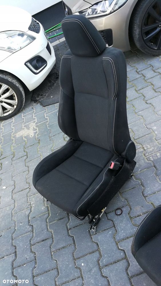 Fotel prawy przód pasażera Toyota RAV-4 IV lift 15-19 - 3
