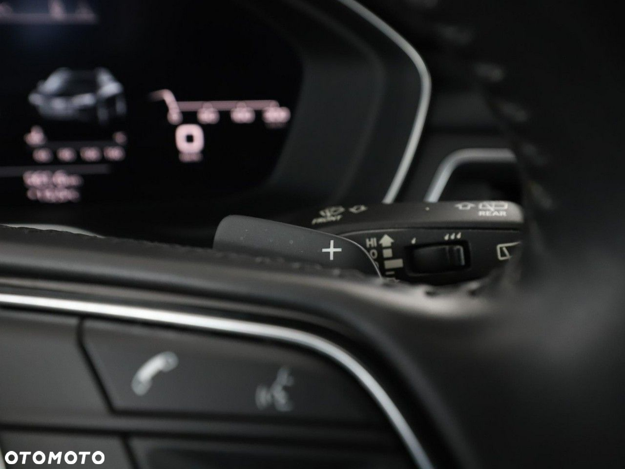 Audi A4 Avant 30 TDI S tronic advanced - 32