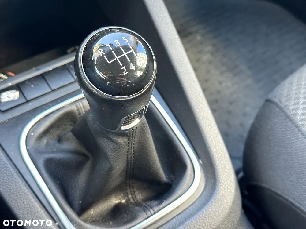 Volkswagen Jetta 1.4 TSI Comfortline - 21