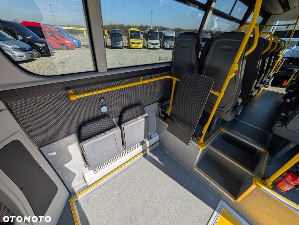 Mercedes-Benz Sprinter CITY - 28