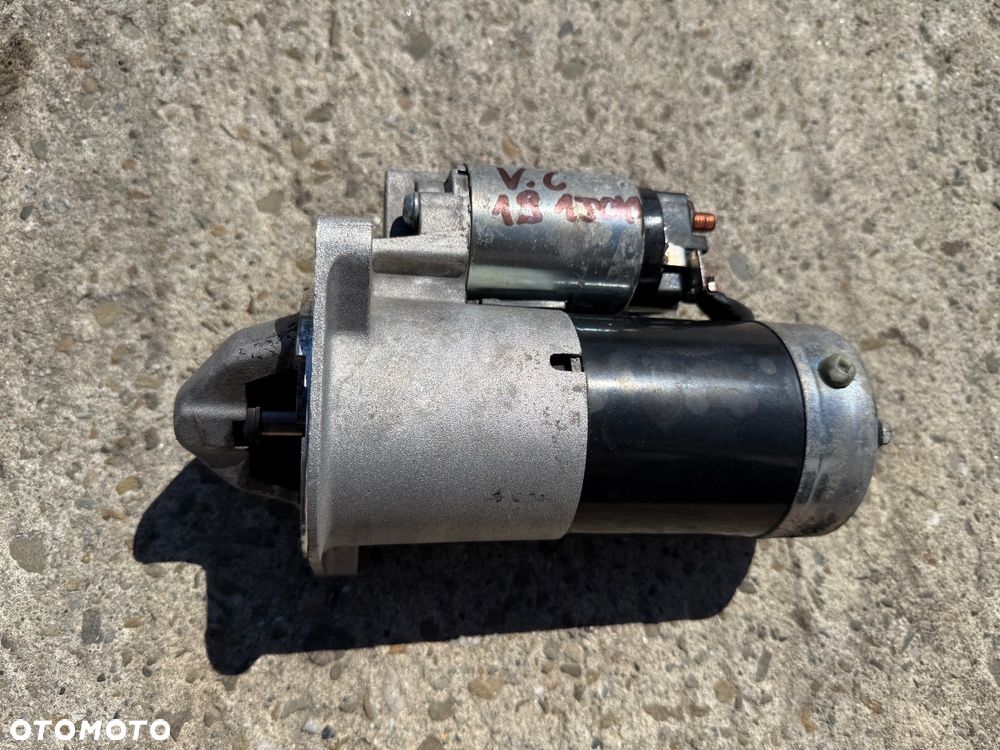 OPEL ASTRA H ZAFIRA B VECTRA C Rozrusznik Opel 1.9 Cdti  Z19DTH dla skrzyni F40 - 1