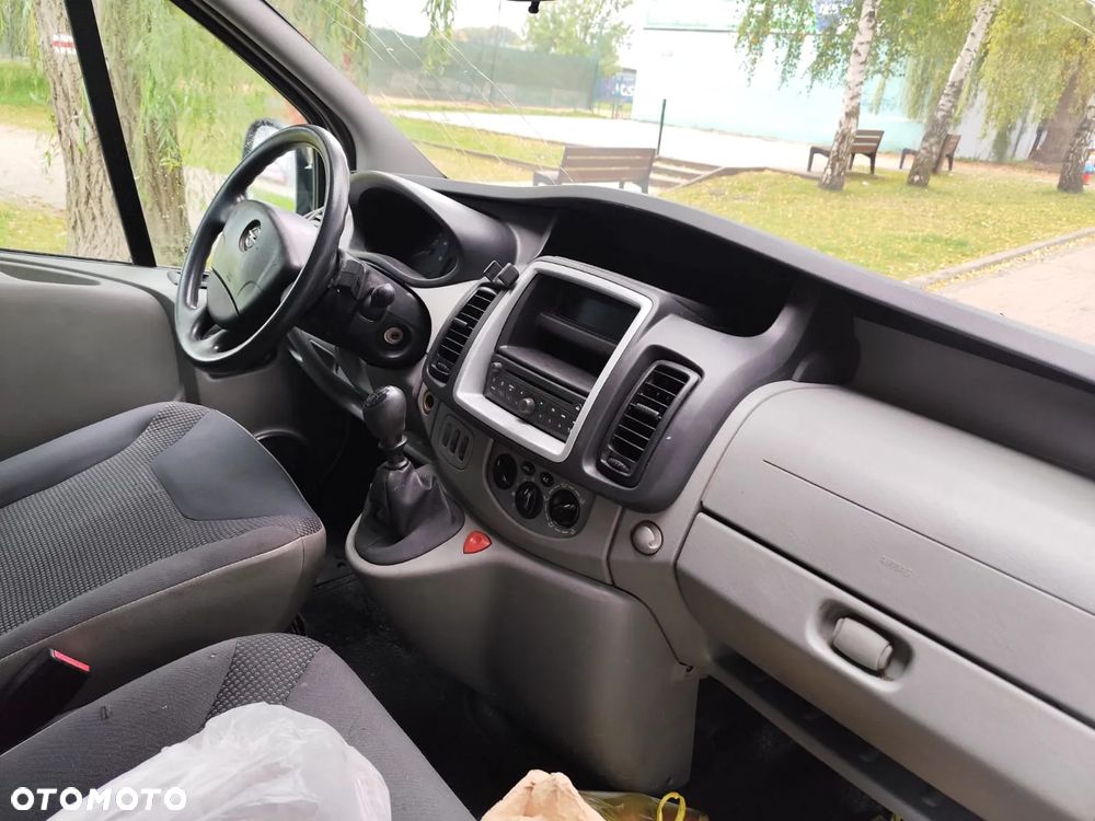 Opel Vivaro - 5