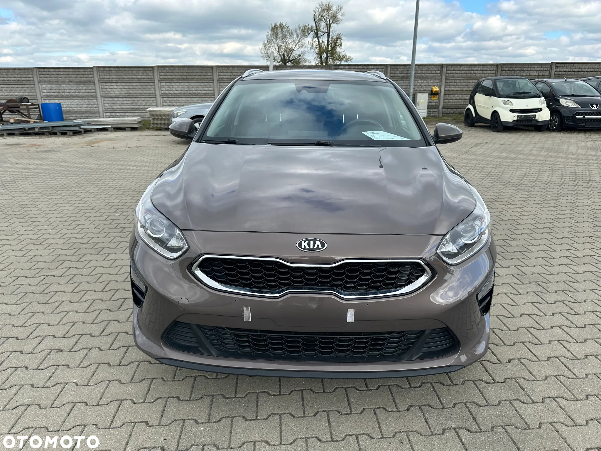 Kia Ceed 1.0 T-GDI 100 OPF Attract - 2