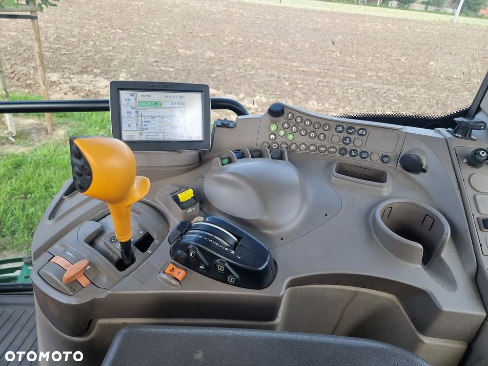 John Deere John Deere 6140R - 6