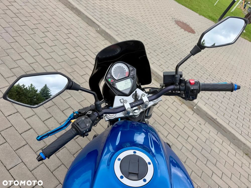 Suzuki SV - 9