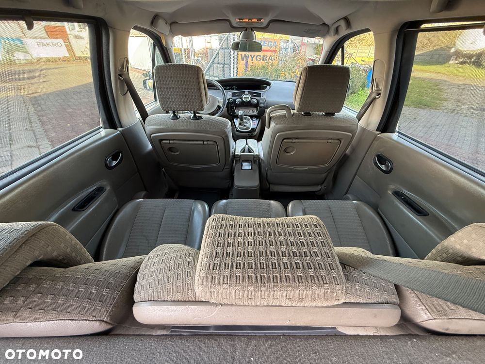Renault Scenic - 20