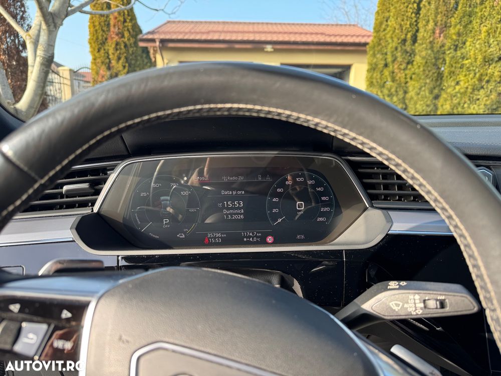 Audi e-tron 50 quattro S line - 8