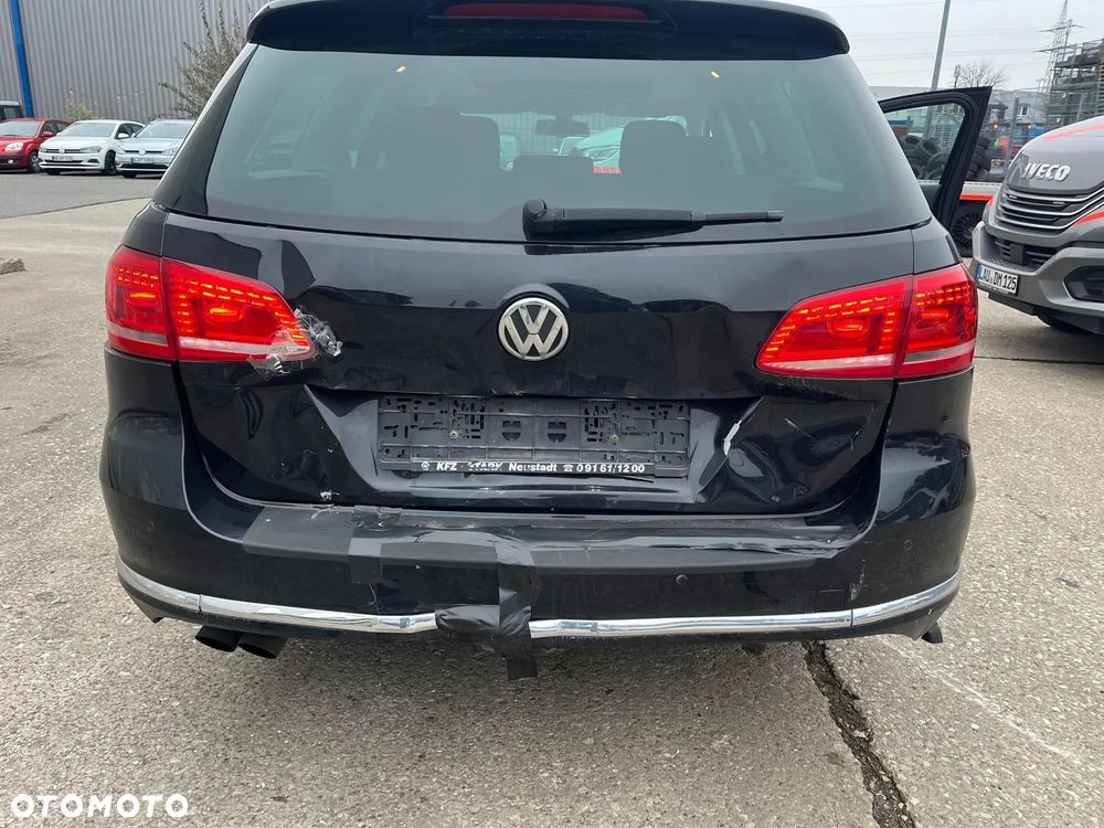 Volkswagen Passat 2.0 TDI DSG BlueMotion Technology R-Line - 6