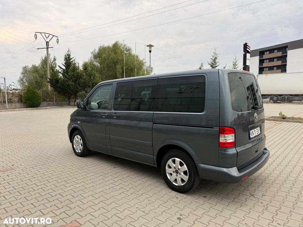 Volkswagen Multivan - 19