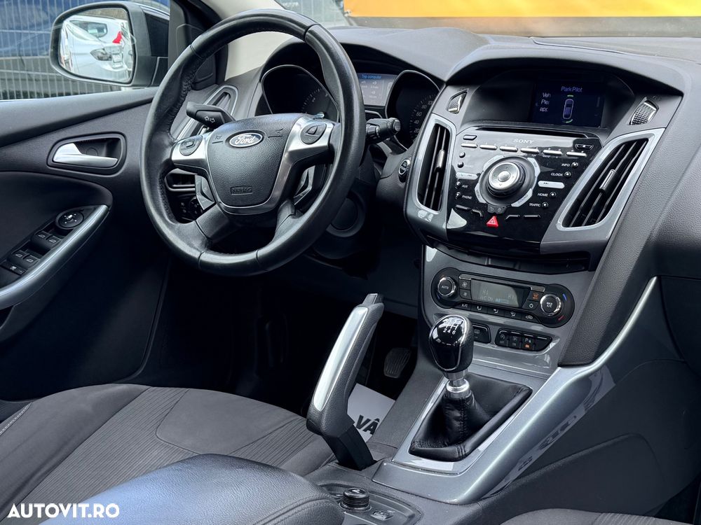 Ford Focus 1.6 TDCI DPF Titanium - 5