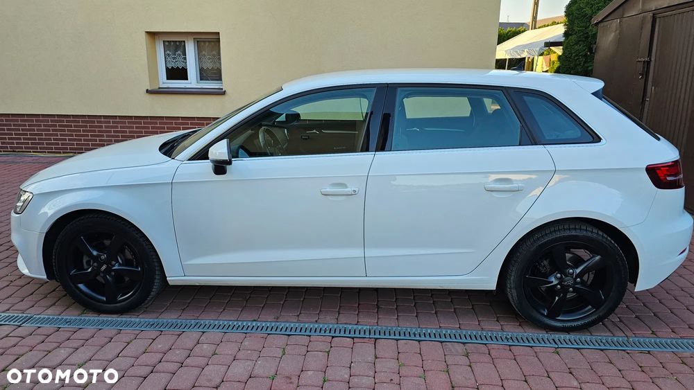 Audi A3 Sportback 1.6 TDI - 14