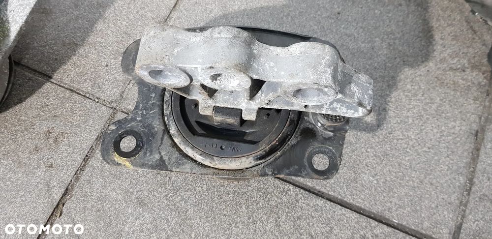 Chevrolet Captiva 2.2 Poduszka Silnika - 2