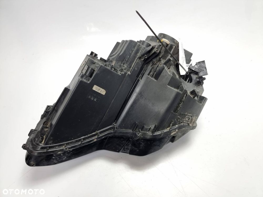 LAMPA PRAWA PRZÓD SKODA KAROQ 57B941016C - 5