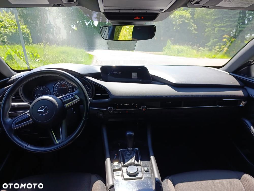 Mazda 3 - 8