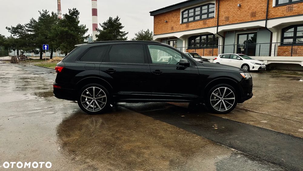 Audi Q7 55 TFSI quattro tiptronic - 12