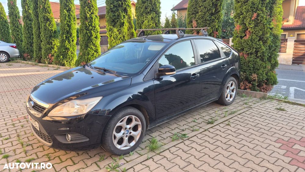Ford Focus 1.6 Ghia - 2