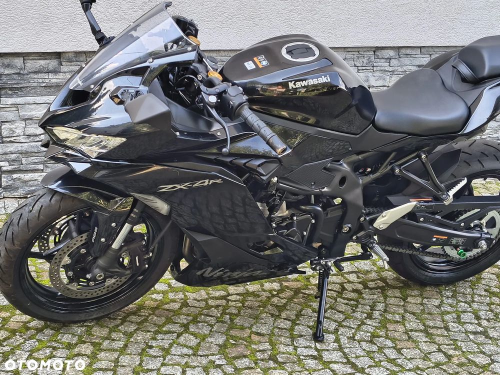 Kawasaki ZX - 29