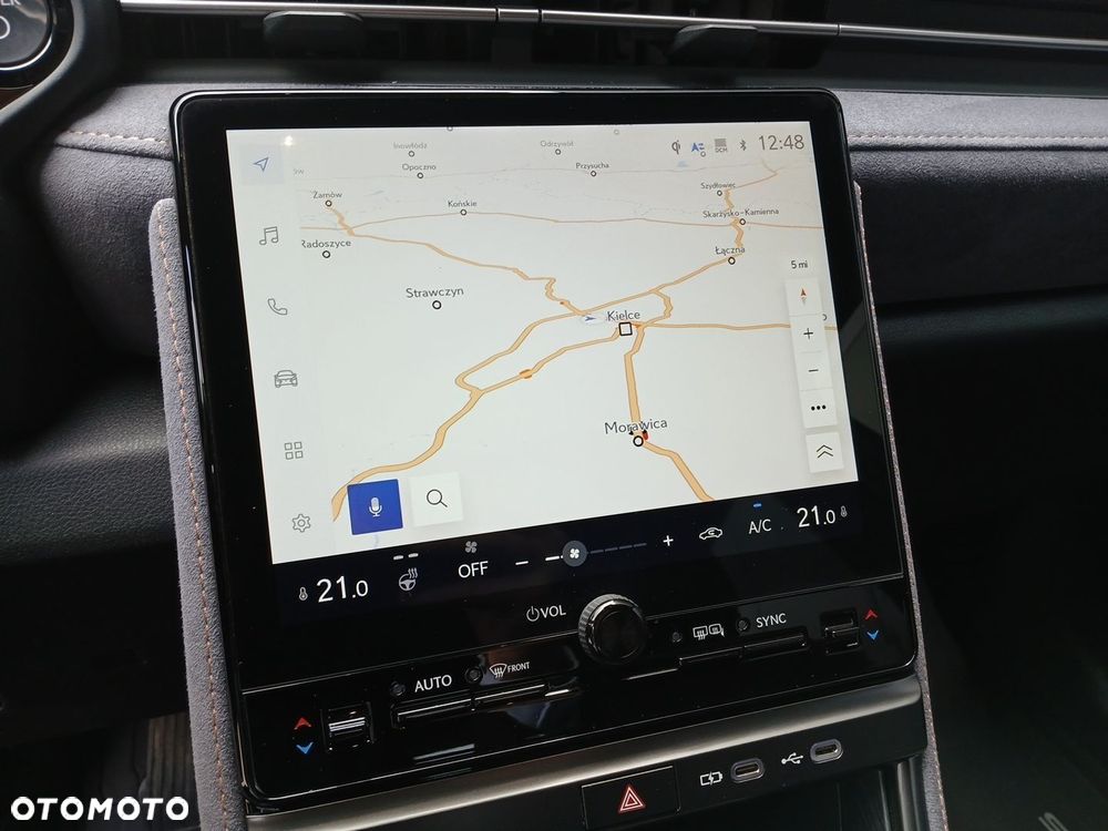 Lexus LBX 1.5 Hybrid Cool AWD - 21