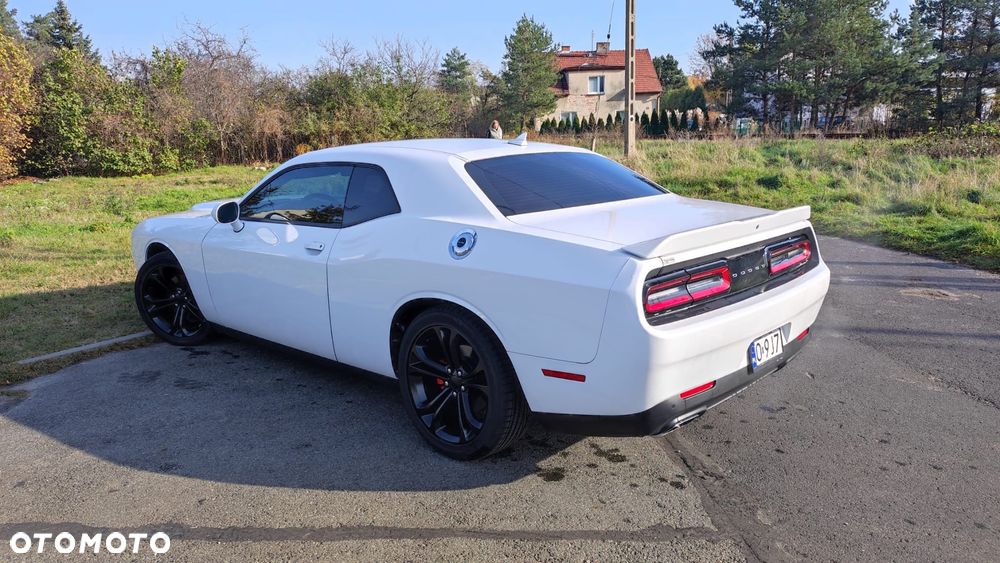 Dodge Challenger 5.7 R/T - 5