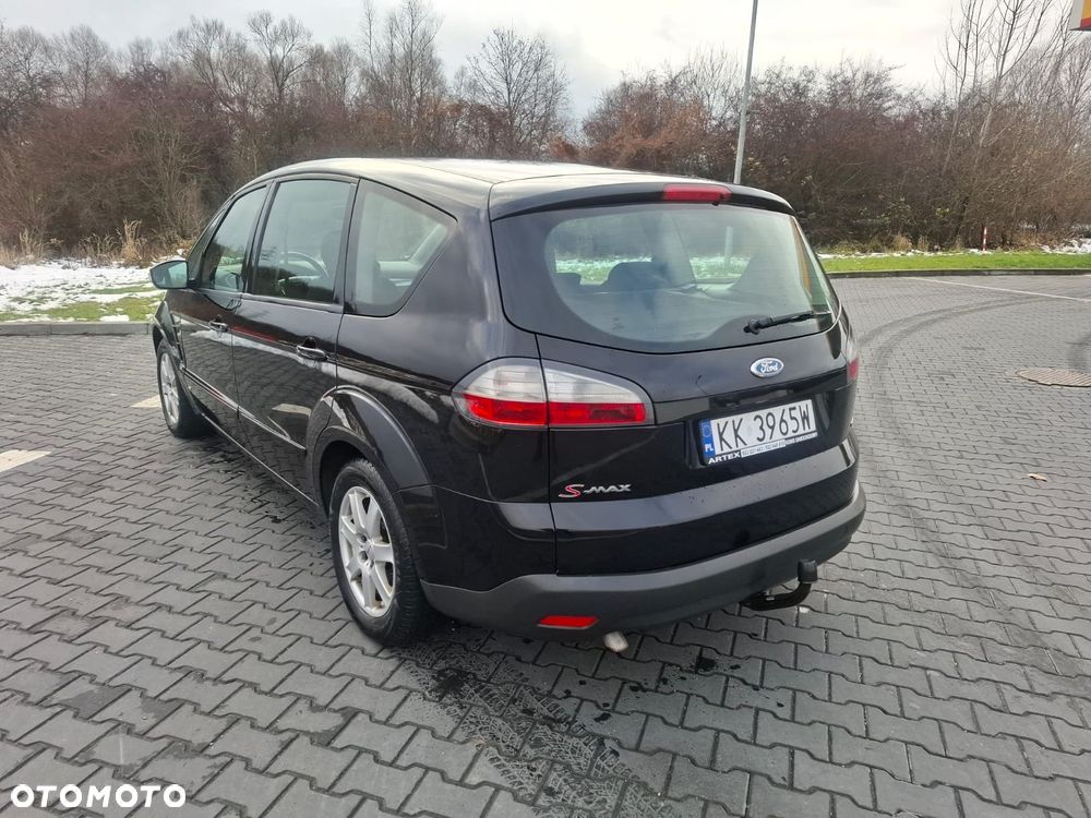Ford S-Max 2.0 TDCi DPF Ambiente - 11