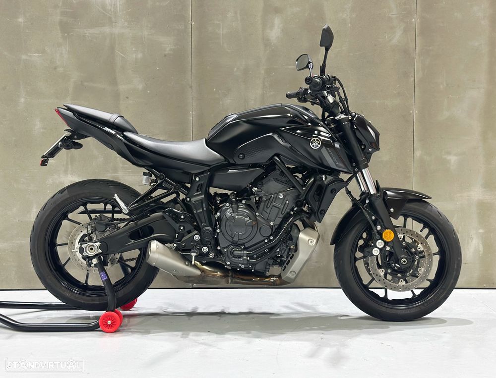 Yamaha MT-07 - 7