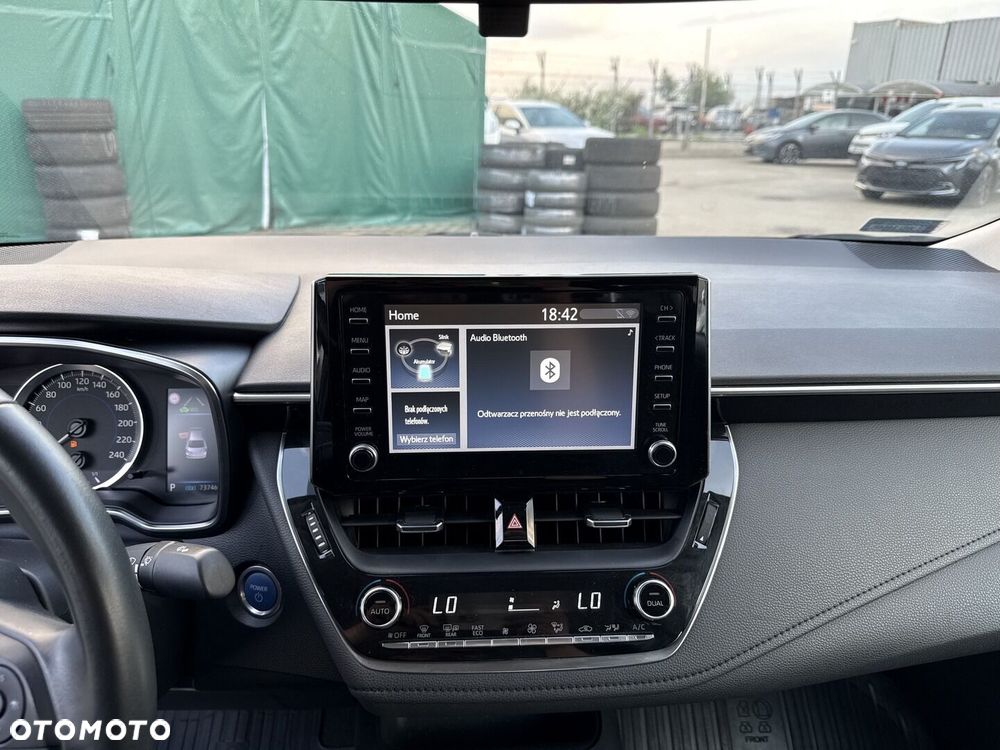 Toyota Corolla 1.8 Hybrid Comfort - 21