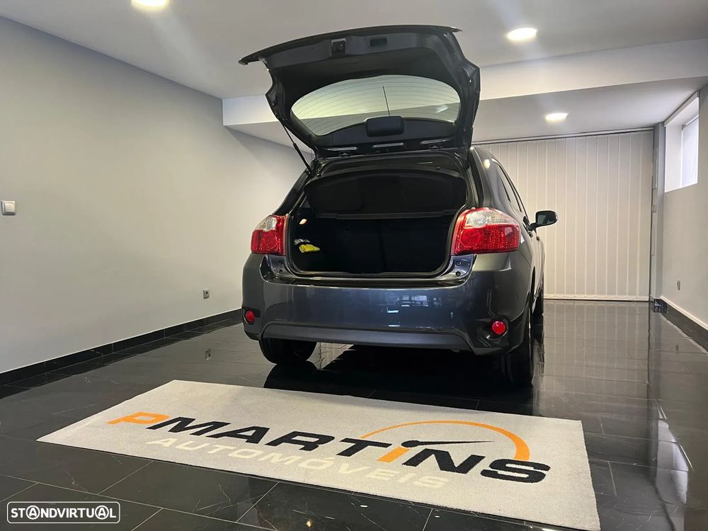 Toyota Auris 1.33 VVT-i ACtive - 24