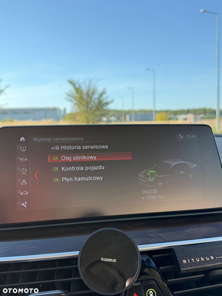 BMW Seria 5 - 16