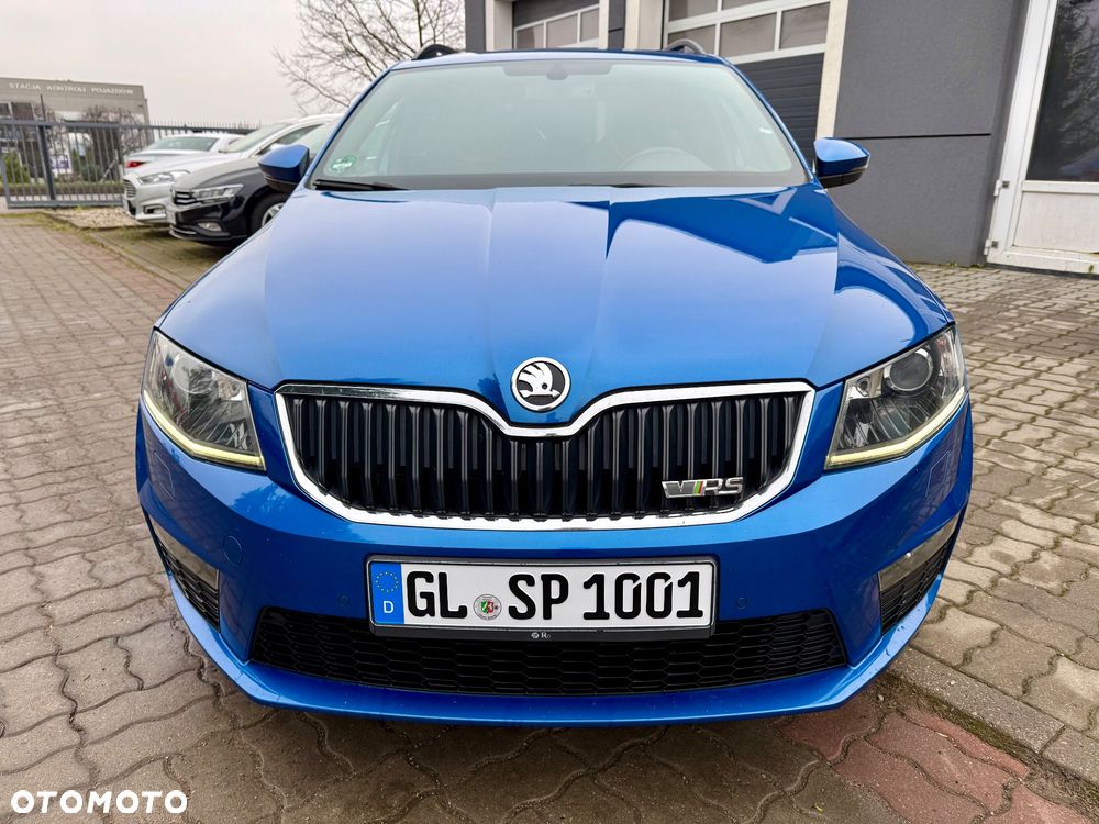 Skoda Octavia 2.0 TDI DSG RS - 3