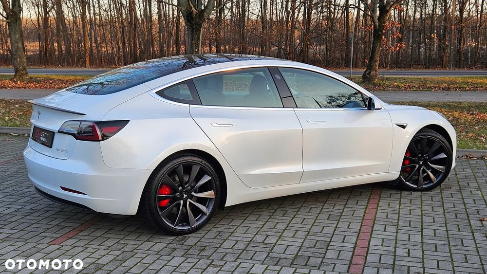 Tesla Model 3 - 14