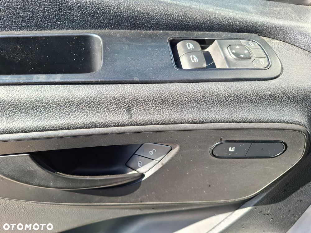 Mercedes-Benz SPRINTER L4H2 - 12