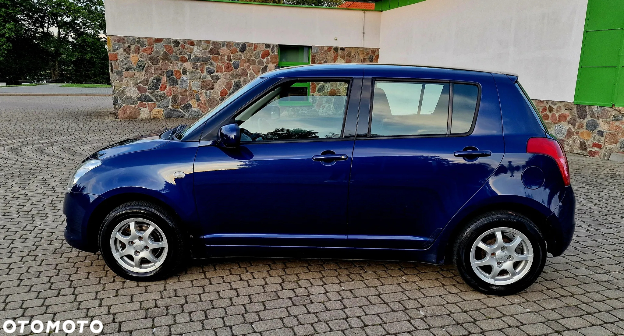 Suzuki Swift 1.3 Club - 3