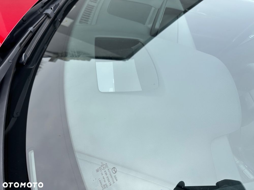 Mazda 3 SKYACTIV-G 2.0 M-Hybrid - 10