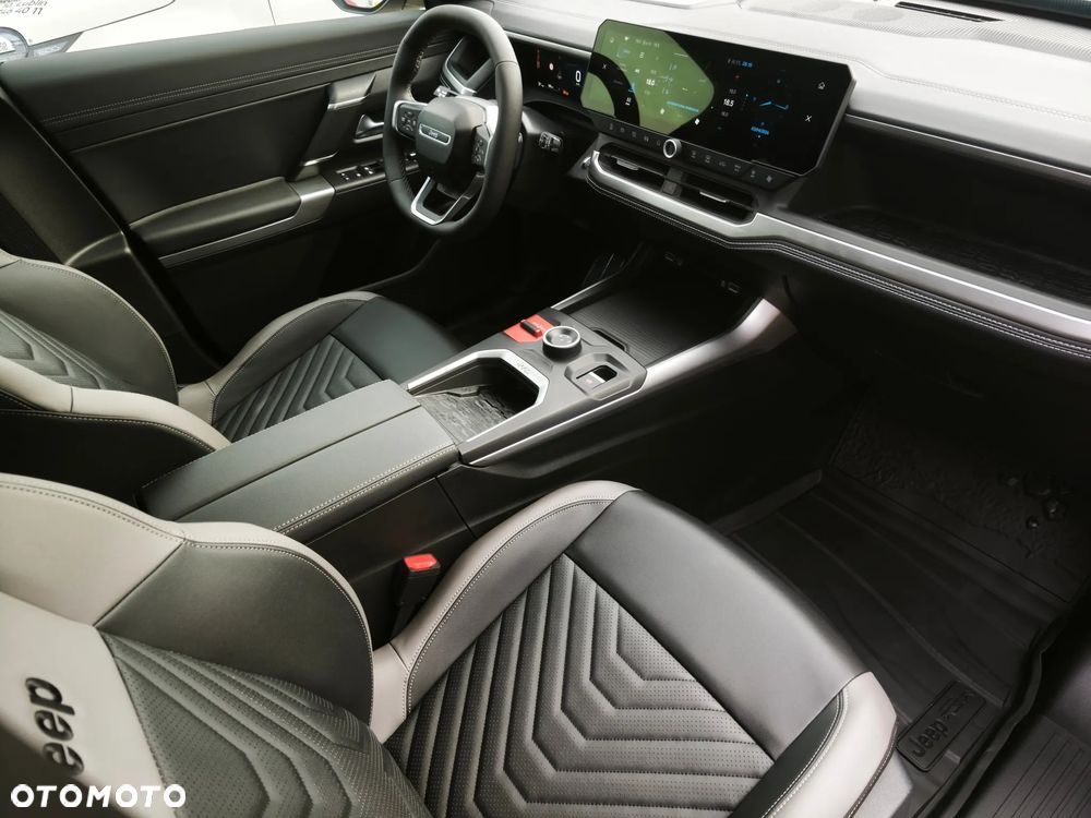 Jeep Compass 1.6 T4 PHEV First Edition FWD DCT - 16