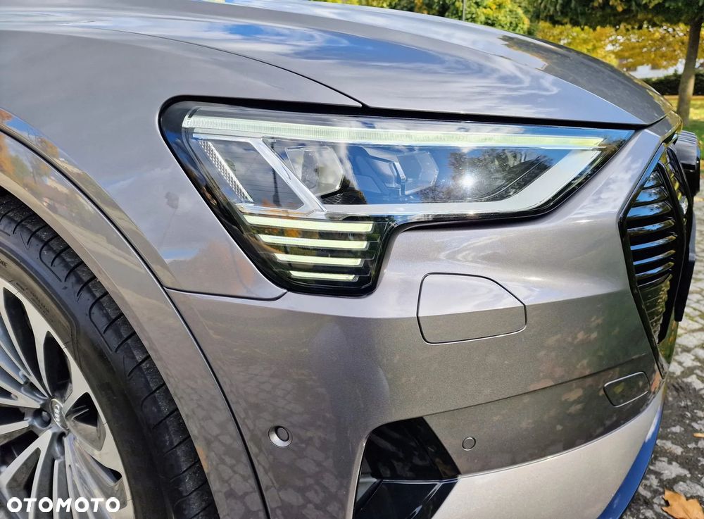 Audi e-tron 55 Quattro S Line - 29