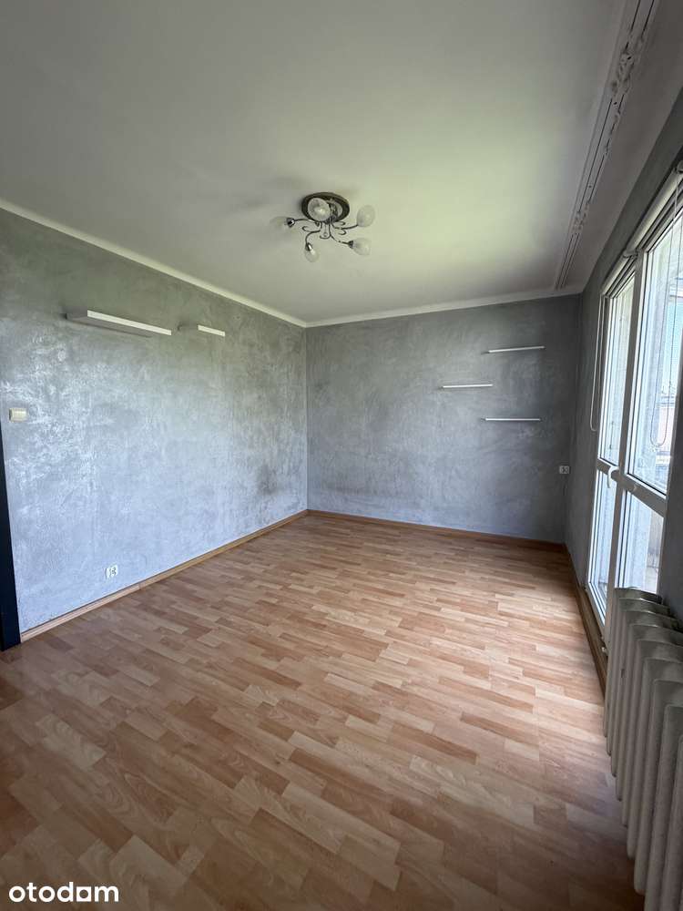 379 000 zł,3 pokoje |49 m² | Balkon | Złote Łany, ul. Majakowskiego 19