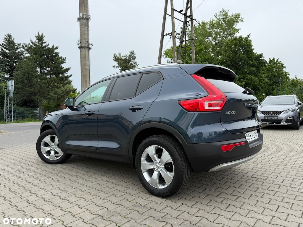 Volvo XC 40 T3 Momentum Pro - 6