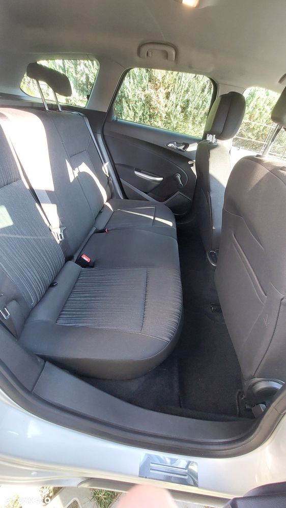 Opel Astra - 8