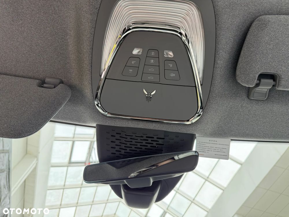 Voyah Free 106kWh AWD - 14