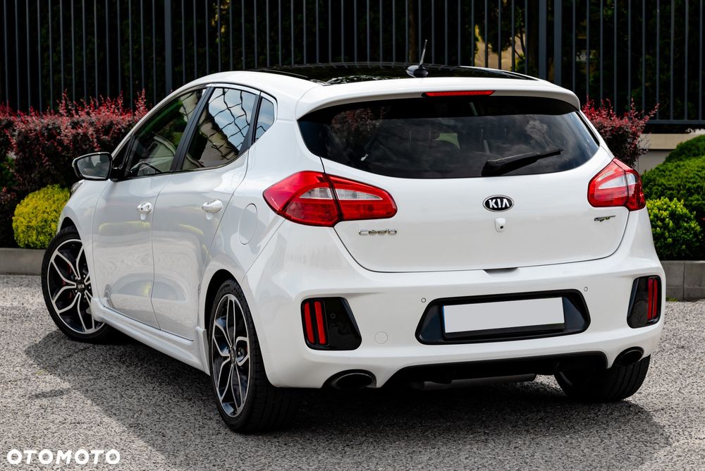 Kia Ceed 1.6 T-GDI GT - 9