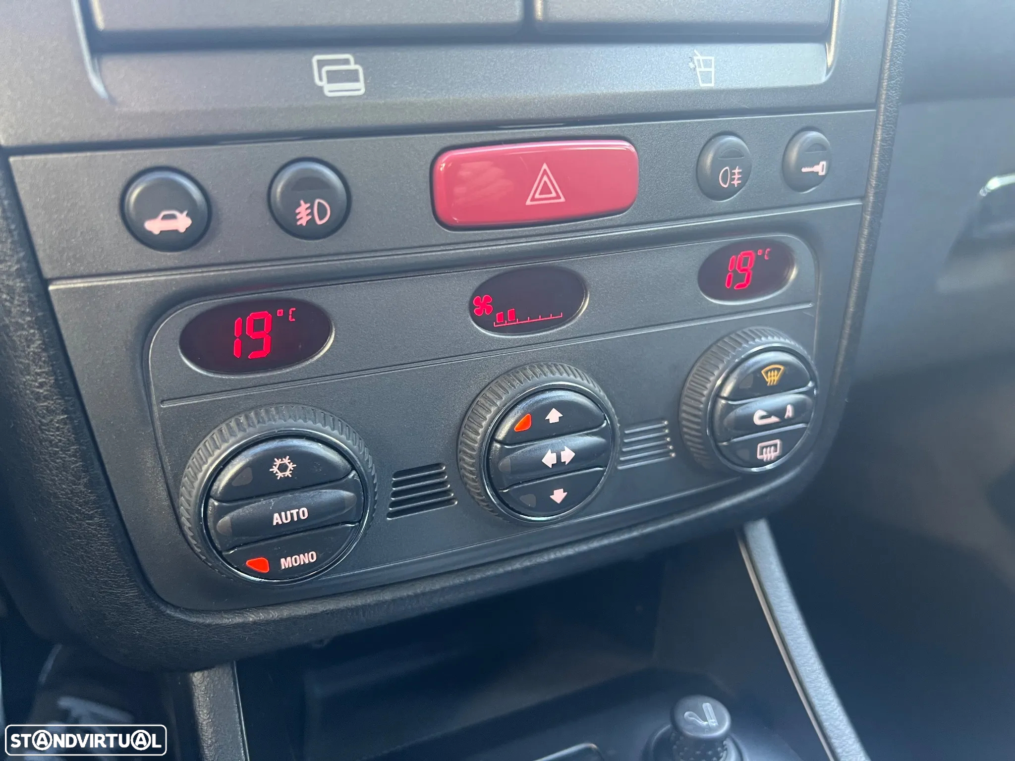 Alfa Romeo 147 1.9 JTD 16V Q2 - 10