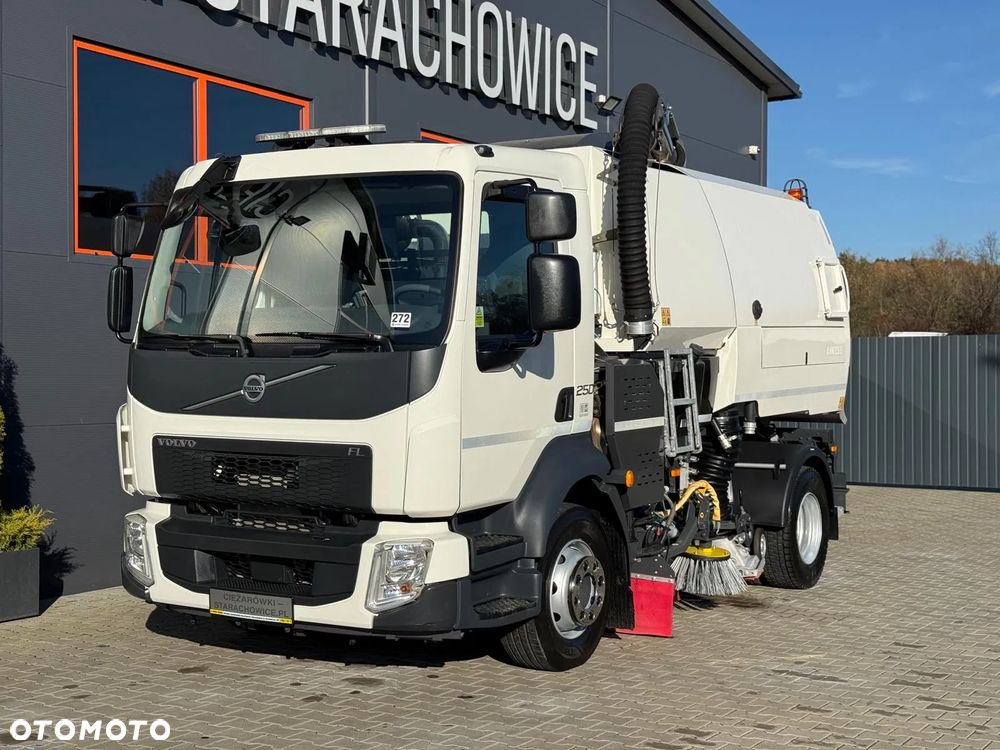 Volvo FL 15.250 Euro 6 // zamiatarka JOHNSTON VT652 //  BUCHER // odkurzacz , polewaczka - 8