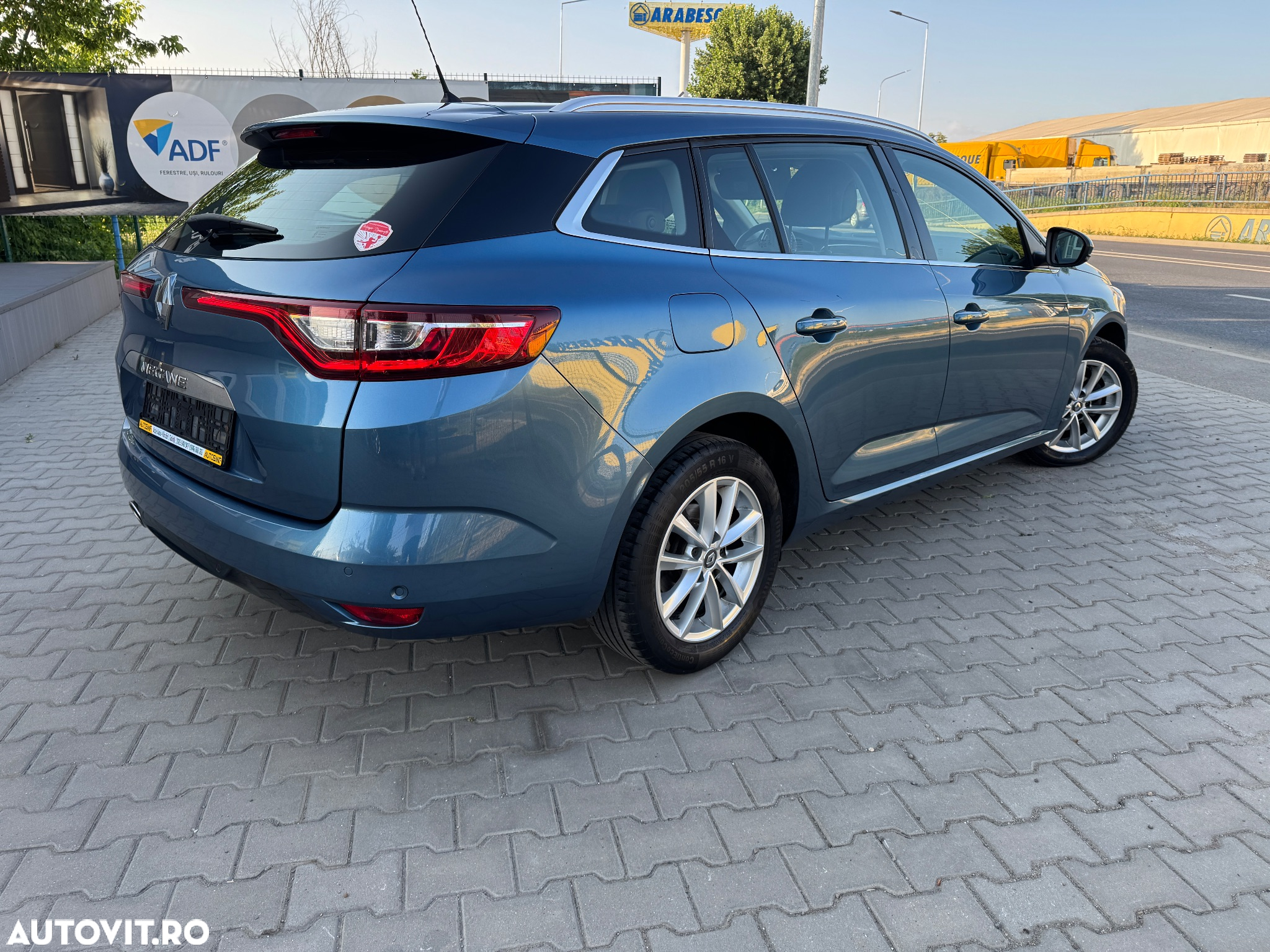 Renault Megane Grandtour ENERGY dCi 110 INTENS - 2