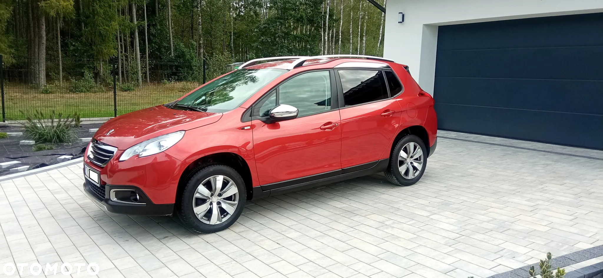 Peugeot 2008 1.2 Pure Tech Style S&S - 2